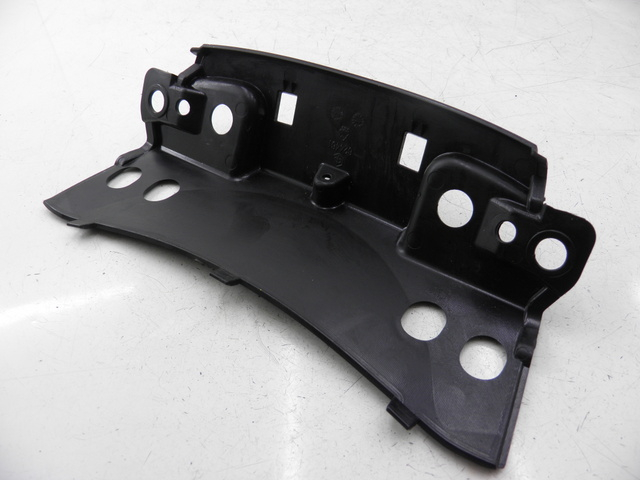 photo de REAR UPPER MIDDLE PANEL PIAGGIO MP3 RL 125 (2008 - 2009) - Component detail