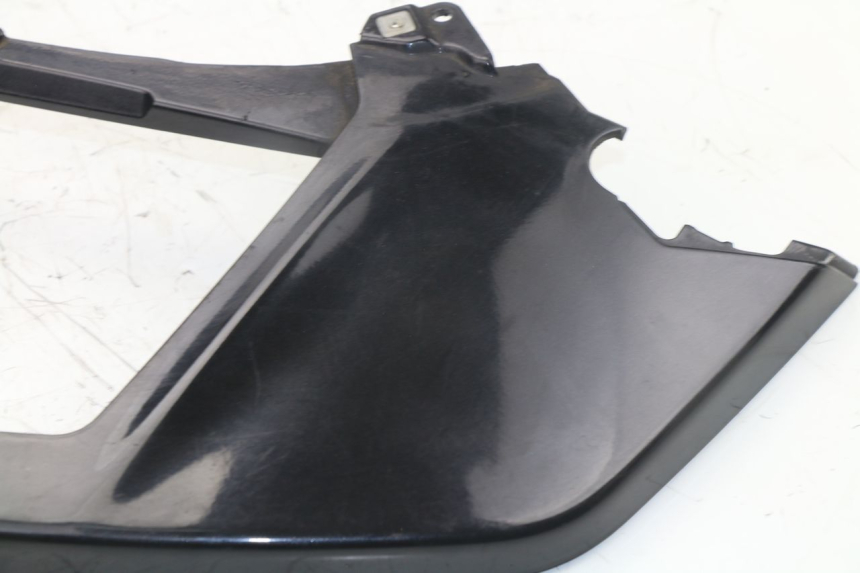 photo de REAR UPPER MIDDLE PANEL PIAGGIO X10 500 (2012 - 2018)