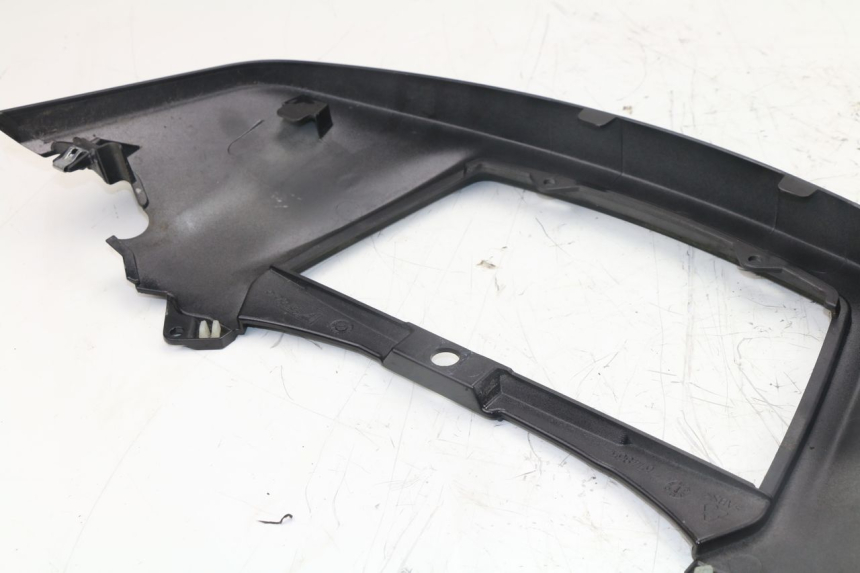 photo de REAR UPPER MIDDLE PANEL PIAGGIO X10 500 (2012 - 2018)