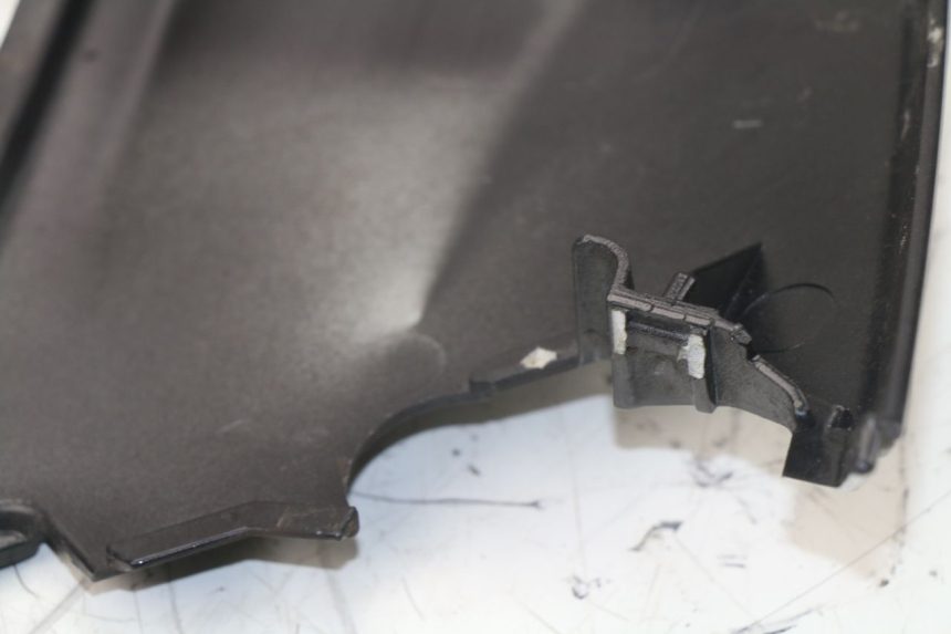 photo de REAR UPPER MIDDLE PANEL PIAGGIO X10 500 (2012 - 2018)
