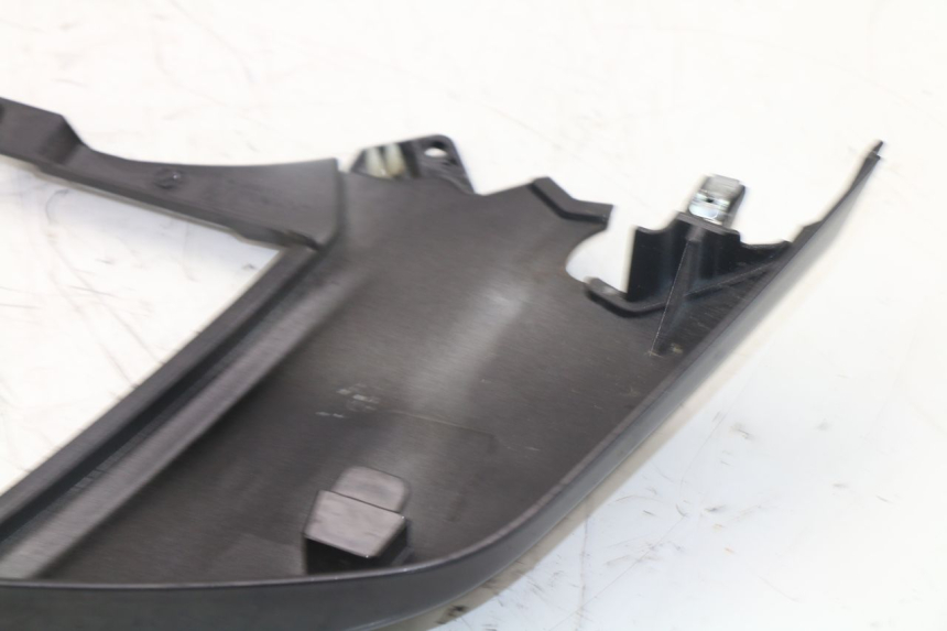 photo de REAR UPPER MIDDLE PANEL PIAGGIO X10 500 (2012 - 2018)
