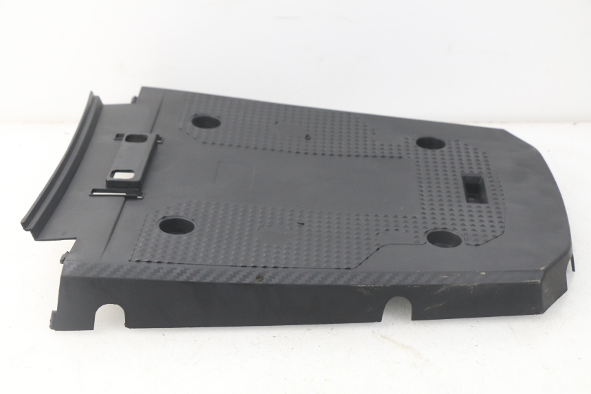 photo de REAR UPPER MIDDLE PANEL RED ELECTRIC RED E PRO 1 (2017 - 2019)