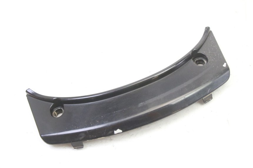 photo de REAR UPPER MIDDLE PANEL PEUGEOT SATELIS 125 (2013 - 2018)