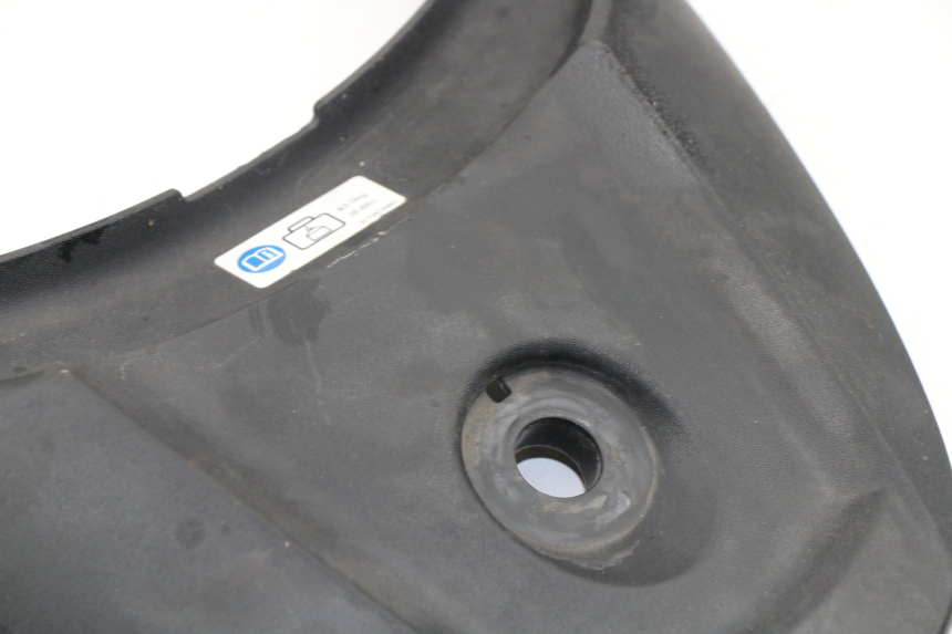 photo de REAR UPPER MIDDLE PANEL HONDA SH 300 (2011)