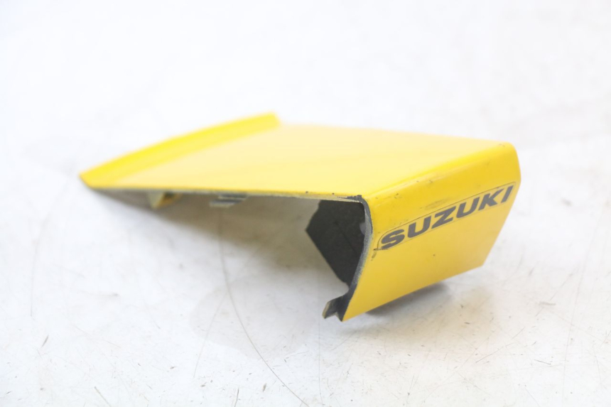 photo de REAR UPPER MIDDLE PANEL SUZUKI GS F 500 (2004 - 2007)