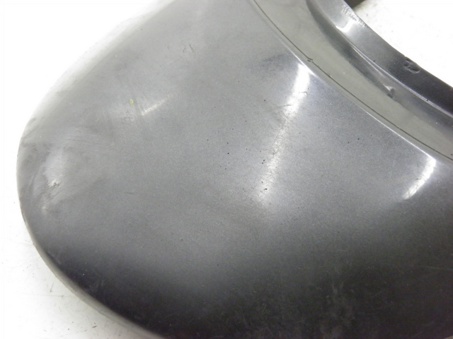 photo de REAR UPPER MIDDLE PANEL SUZUKI SV S 650 (1999 - 2002)