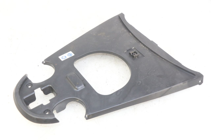 photo de UPPER REAR FAIRING JUNCTION HONDA VISION NSC R 50 (2013 - 2015)