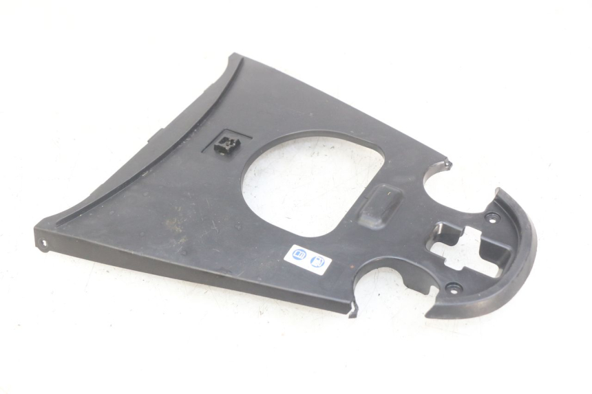 photo de UPPER REAR FAIRING JUNCTION HONDA VISION NSC R 50 (2013 - 2015)