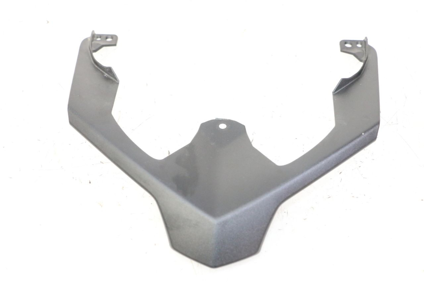 photo de REAR UPPER MIDDLE PANEL YAMAHA XMAX X-MAX 125 (2021 - 2025)