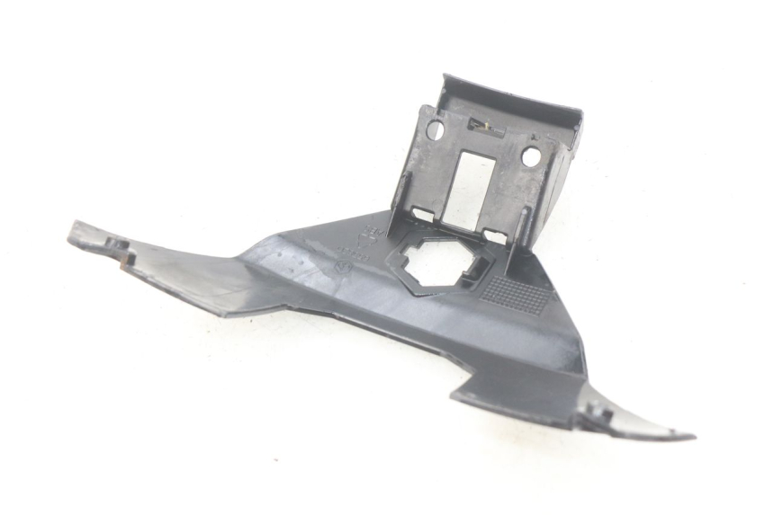 photo de UPPER REAR FAIRING JUNCTION PIAGGIO X7 125 (2007 - 2013)