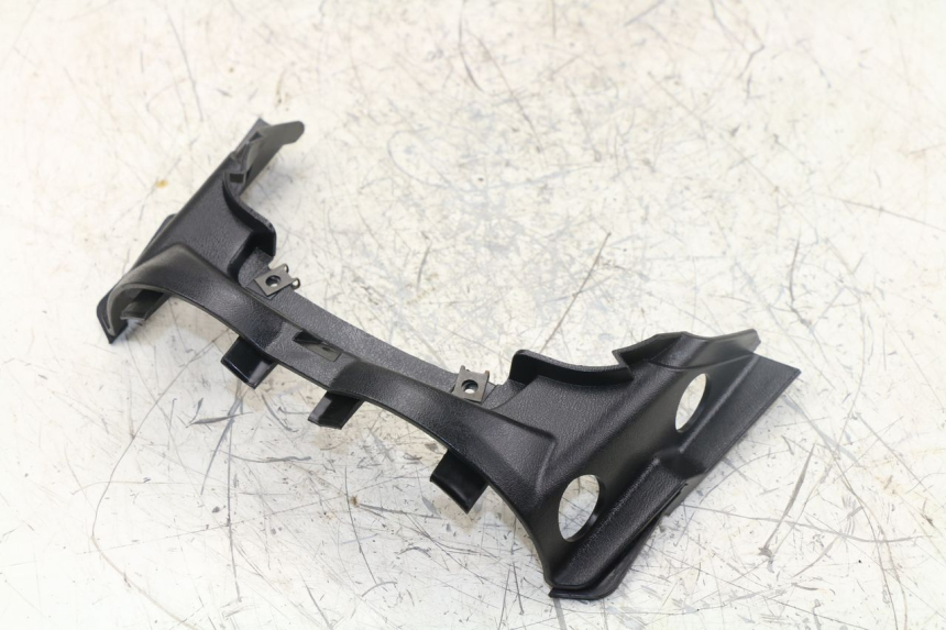 photo de REAR UPPER MIDDLE PANEL YAMAHA BW'S BWS 125 (2010 - 2013)