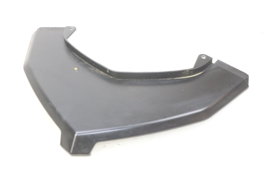 photo de UPPER REAR FAIRING JUNCTION YAMASAKI YM T 125 (2015 - 2020)