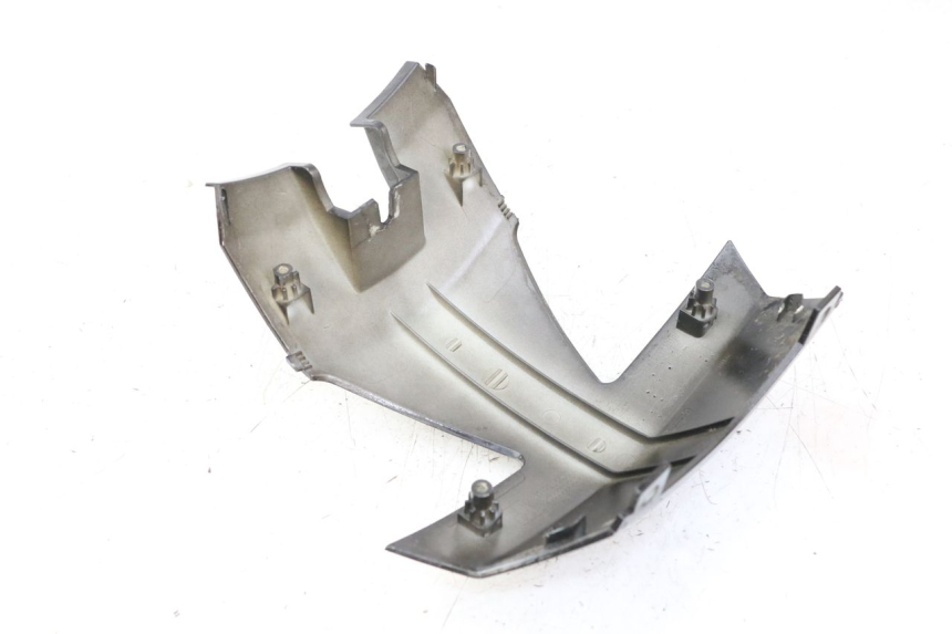 photo de REAR MIDDLE PANEL PEUGEOT VIVACITY 125 (2010 - 2017)