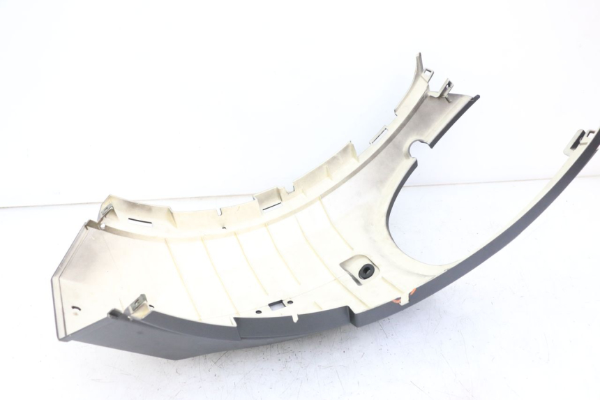 photo de REAR MIDDLE PANEL JM MOTORS VX 125 (2022 - 2025) - Zoom on usage condition