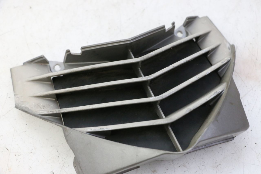 photo de FRONT MIDDLE PANEL PEUGEOT ELYSTAR 50 (2002 - 2014)