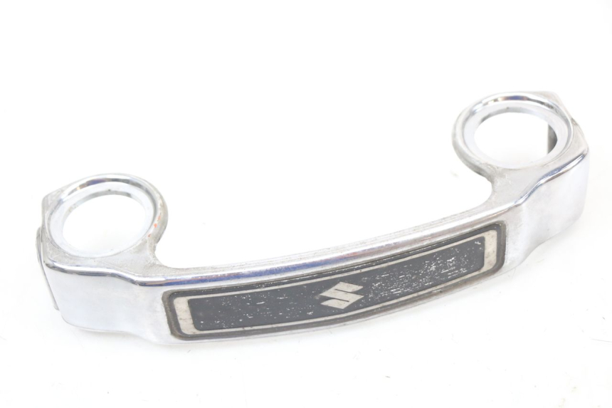 photo de FRONT MIDDLE PANEL SUZUKI GN 125 (1997 - 2000)