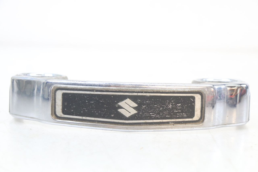 photo de FRONT MIDDLE PANEL SUZUKI GN 125 (1997 - 2000)