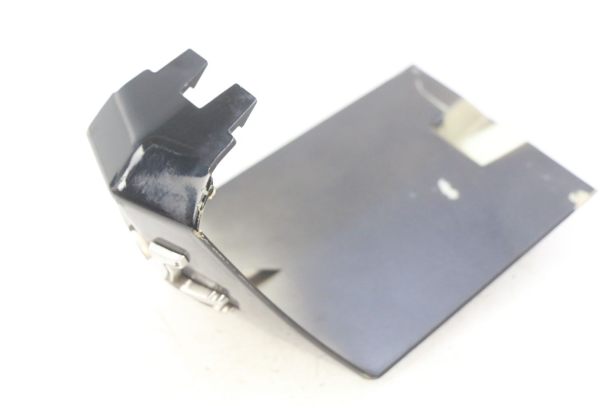 photo de LOWER FRONT FAIRING JUNCTION PEUGEOT CITYSTAR 50 (2013 - 2017)