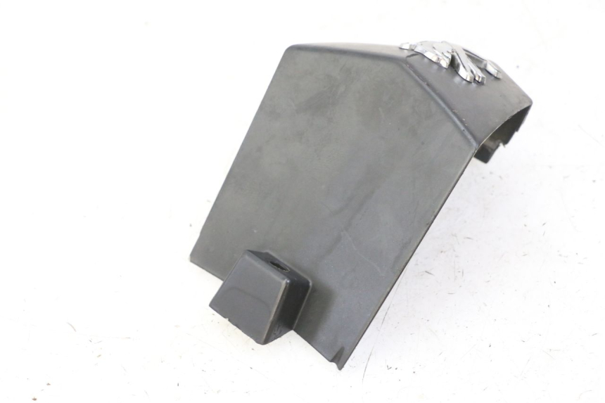 photo de LOWER FRONT FAIRING JUNCTION PEUGEOT CITYSTAR 50 (2013 - 2017)