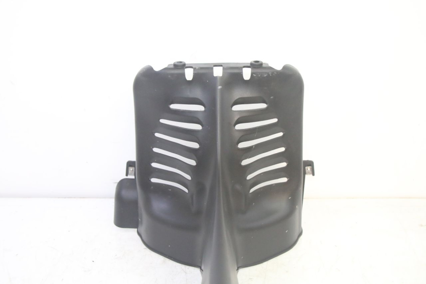photo de FRONT MIDDLE PANEL PIAGGIO MP3 HPE 350 (2018 - 2020) - Zoom on usage condition