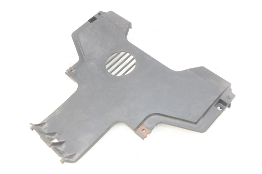 photo de LOWER FRONT FAIRING JUNCTION PIAGGIO MP3 LT 300 (2010 - 2016)