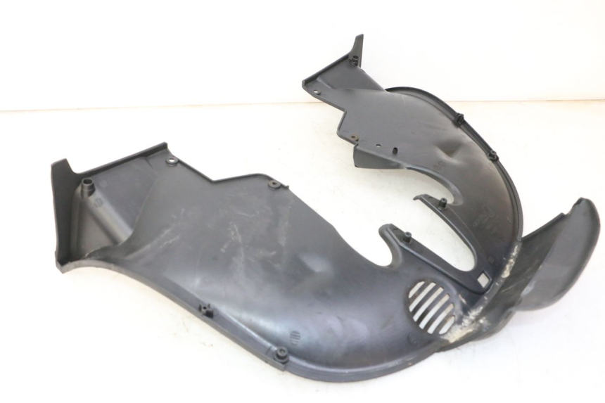 photo de LOWER FRONT FAIRING JUNCTION PIAGGIO MP3 LT 300 (2010 - 2016) - Component detail