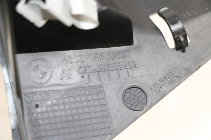 photo de FRONT MIDDLE PANEL BMW R GS 1250 (2021 - 2024) - Zoom on usage condition