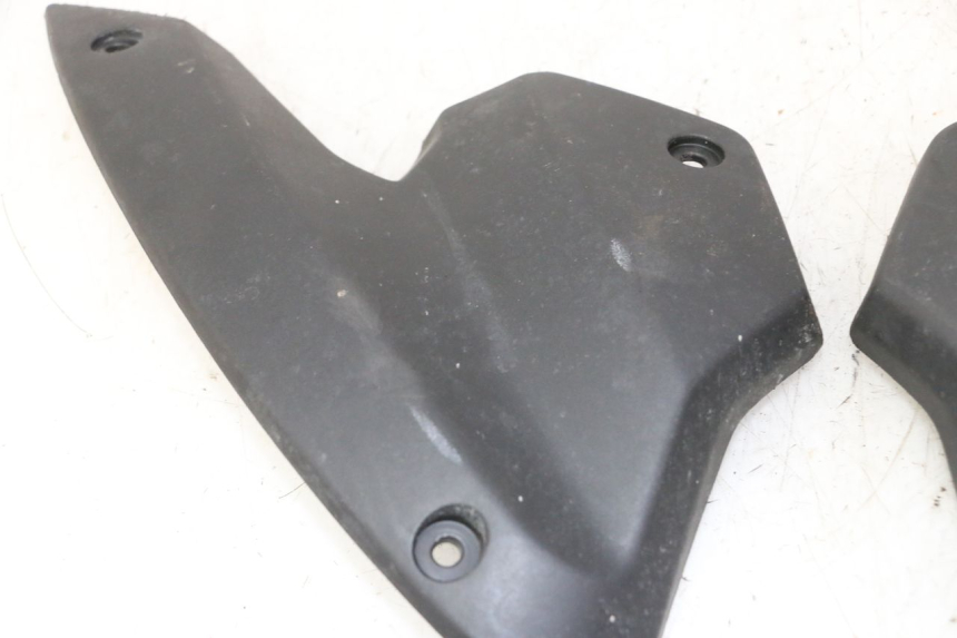 photo de FRONT MIDDLE PANEL PEUGEOT STREETZONE I NAKED 2T 50 (2018 - 2020)