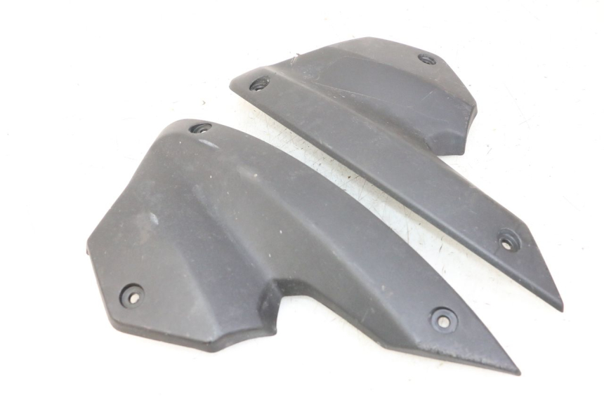 photo de FRONT MIDDLE PANEL PEUGEOT STREETZONE I NAKED 2T 50 (2018 - 2020)