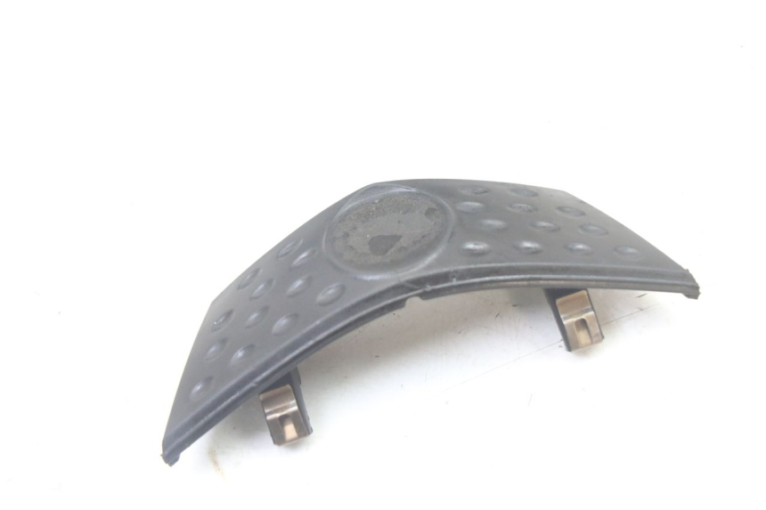 photo de FRONT MIDDLE PANEL YAMAHA X-MAX XMAX 125 (2010 - 2014)