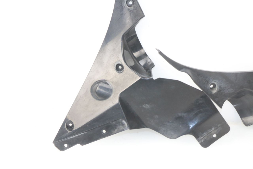 photo de LOWER FRONT FAIRING JUNCTION YAMAHA FJR ABS 1300 (2006 - 2012)