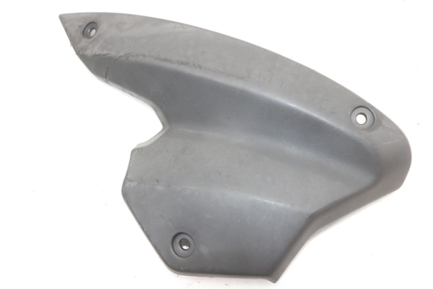 photo de FRONT FAIRING JUNCTION PEUGEOT KISBEE 4T 50 (2018 - 2022)