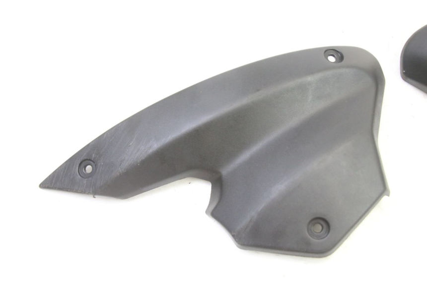 photo de FRONT FAIRING JUNCTION PEUGEOT KISBEE 4T 50 (2018 - 2022)