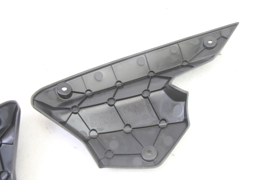 photo de FRONT FAIRING JUNCTION PEUGEOT KISBEE 4T 50 (2018 - 2022)