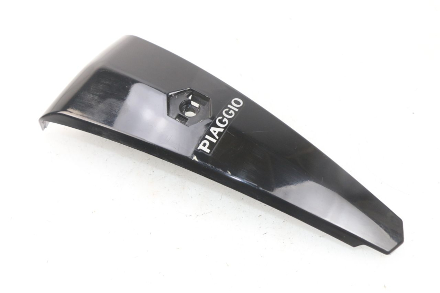photo de FRONT MIDDLE PANEL PIAGGIO LIBERTY 4T 50 (2009 - 2015)