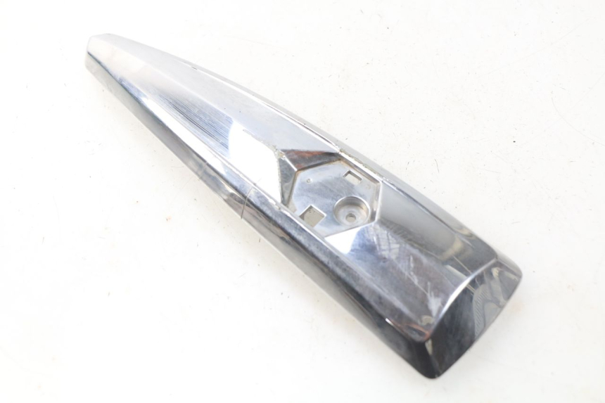 photo de FRONT FAIRING JUNCTION PIAGGIO LIBERTY IGET 4T 50 (2015 - 2020) - Zoom on usage condition