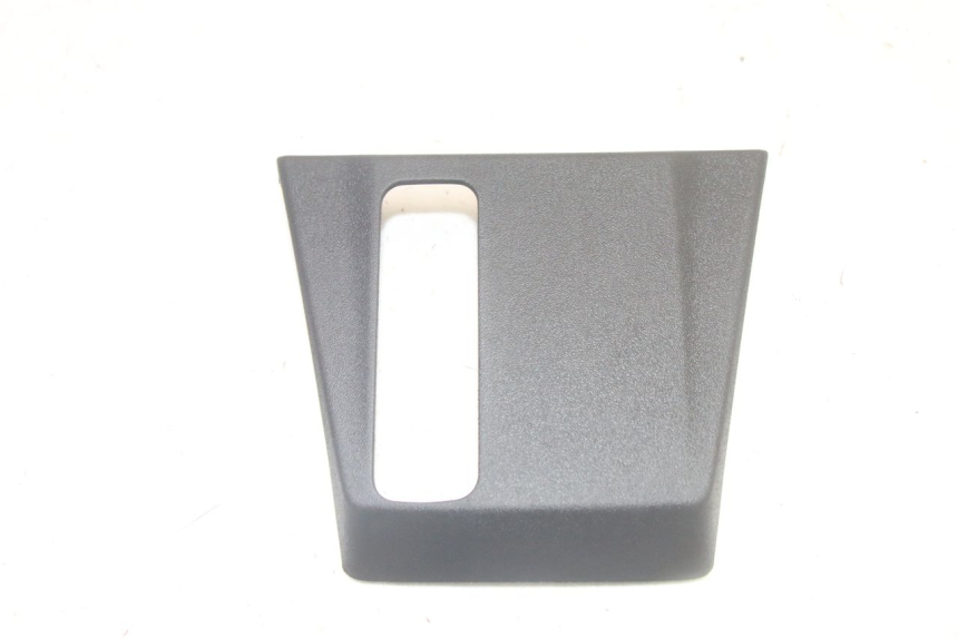 photo de FRONT MIDDLE PANEL PIAGGIO MP3 HPE 350 (2018 - 2020) - Main view