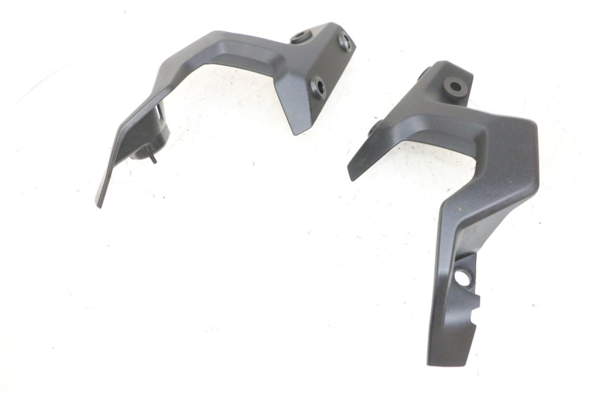 photo de FRONT MIDDLE PANEL YAMAHA MT-07 MT07 ABS 700 (2018 - 2020) - Surface and material condition