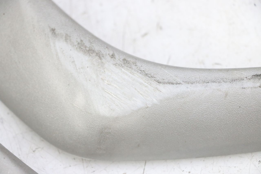 photo de FRONT FAIRING JUNCTION PIAGGIO FLY 2T 50 (2004 - 2017)