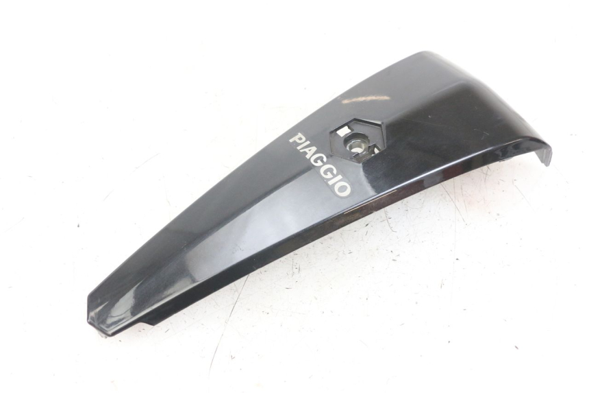 photo de FRONT FAIRING JUNCTION PIAGGIO LIBERTY 125 (2009 - 2013)