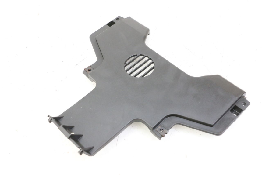 photo de FRONT MIDDLE PANEL PIAGGIO MP3 500 (2014 - 2016)