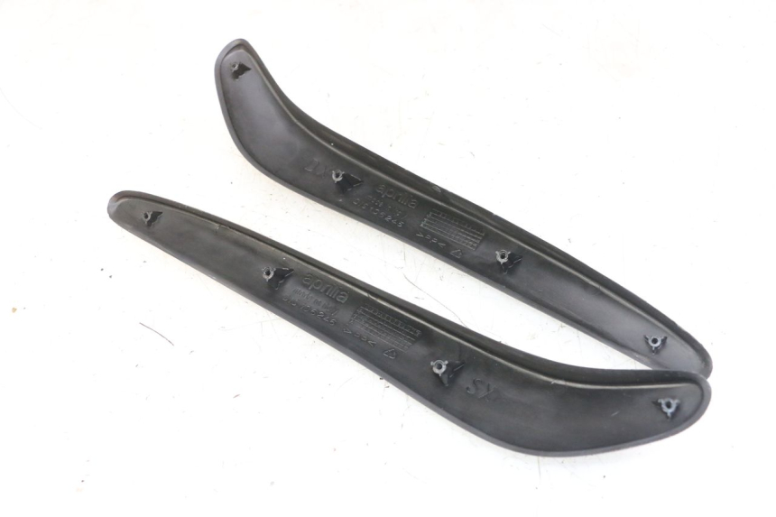 photo de FRONT MIDDLE PANEL  APRILIA SCARABEO GT TOURING 125 (1999 - 2005)