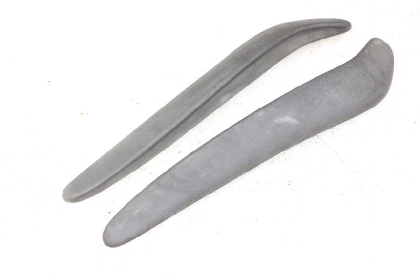 photo de FRONT MIDDLE PANEL  APRILIA SCARABEO GT TOURING 125 (1999 - 2005)