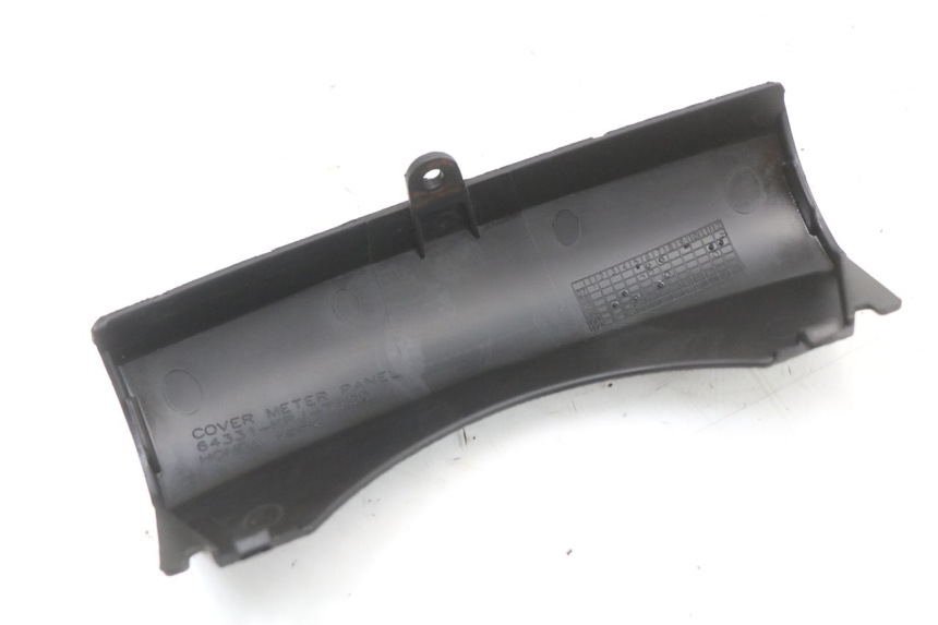 photo de FRONT MIDDLE PANEL  HONDA FES S-WING SWING ABS 125 (2007 - 2015)