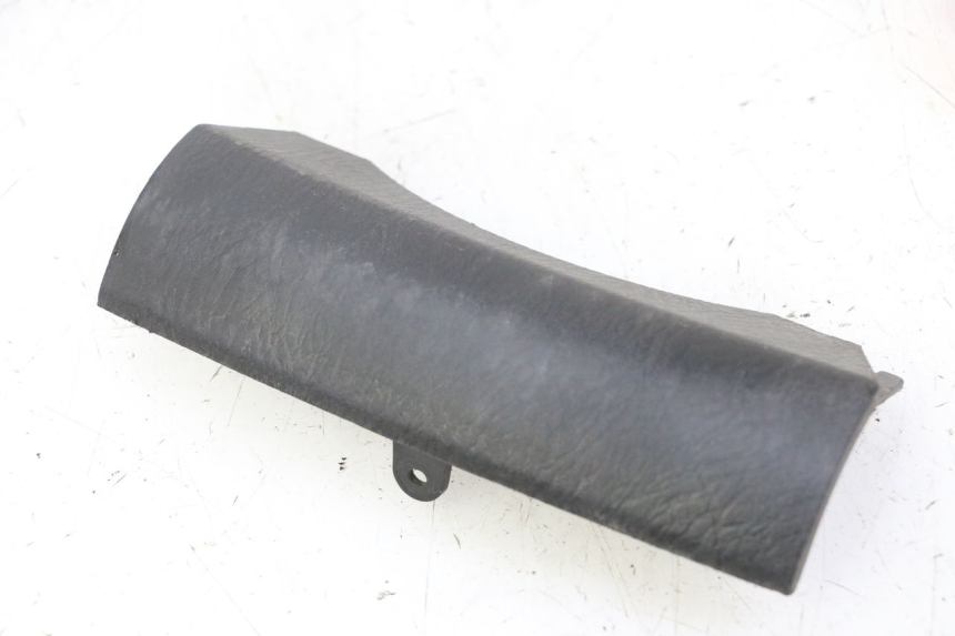 photo de FRONT MIDDLE PANEL  HONDA FES S-WING SWING ABS 125 (2007 - 2015)