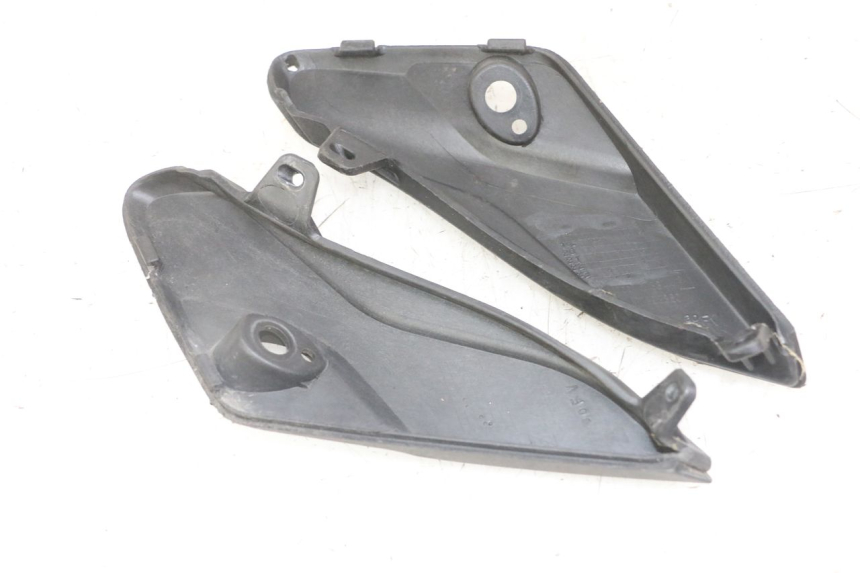 photo de FRONT MIDDLE PANEL PIAGGIO IE MP3 YOURBAN 300 (2011 - 2016)