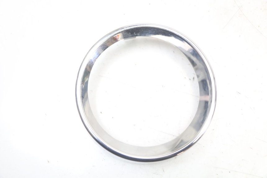 photo de FRONT MIDDLE PANEL JM MOTORS VX 125 (2022 - 2025)