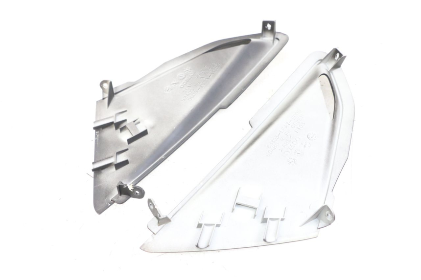 photo de FRONT MIDDLE PANEL  KYMCO DINK STREET 125 (2009 - 2014)