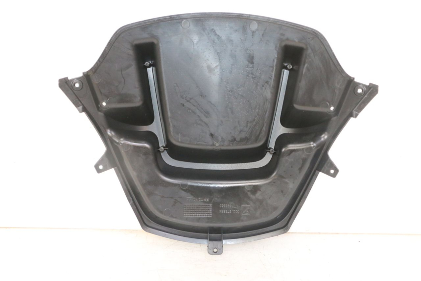 photo de FRONT MIDDLE PANEL  PIAGGIO MP3 LT 300 (2010 - 2016)