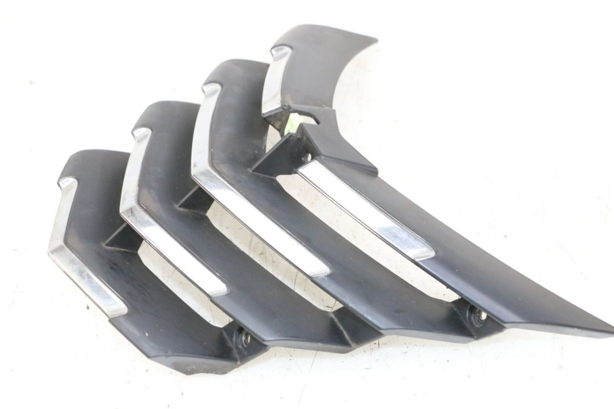 photo de UPPER FRONT FAIRING JUNCTION PEUGEOT CITYSTAR 50 (2013 - 2017)